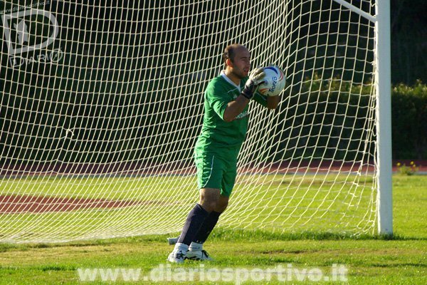 Capoterra-Barisardo 0-1, Simone Salis in presa